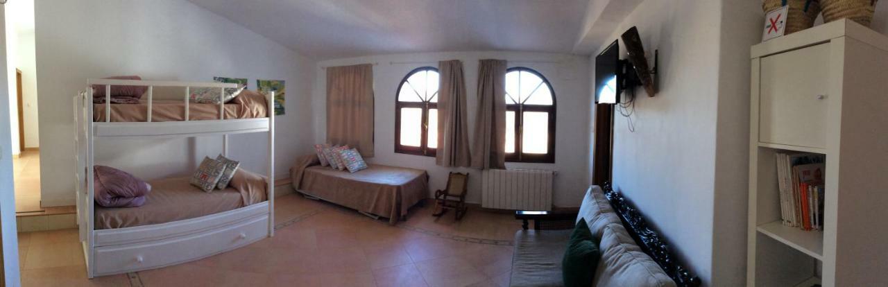 Santa Marta Complejo Rural Con Pista De Padel Konuk evi Archidona Dış mekan fotoğraf